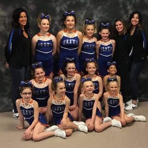 Meet your Posher, Elise